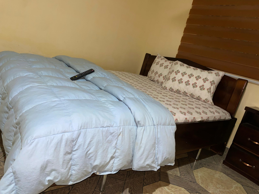 Economy Room